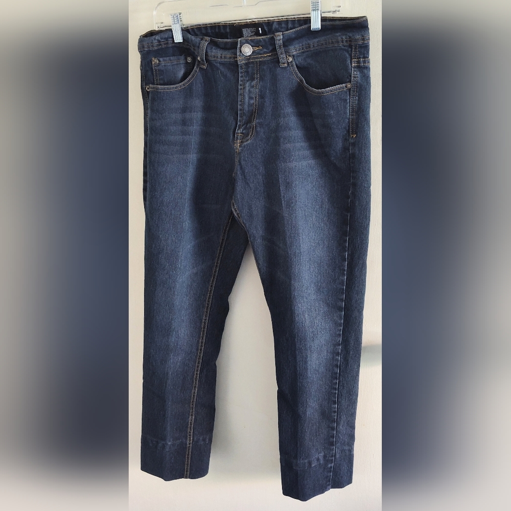 Hype men's size 34 x 27 medium wash blue jeans. Stretch Straight leg.